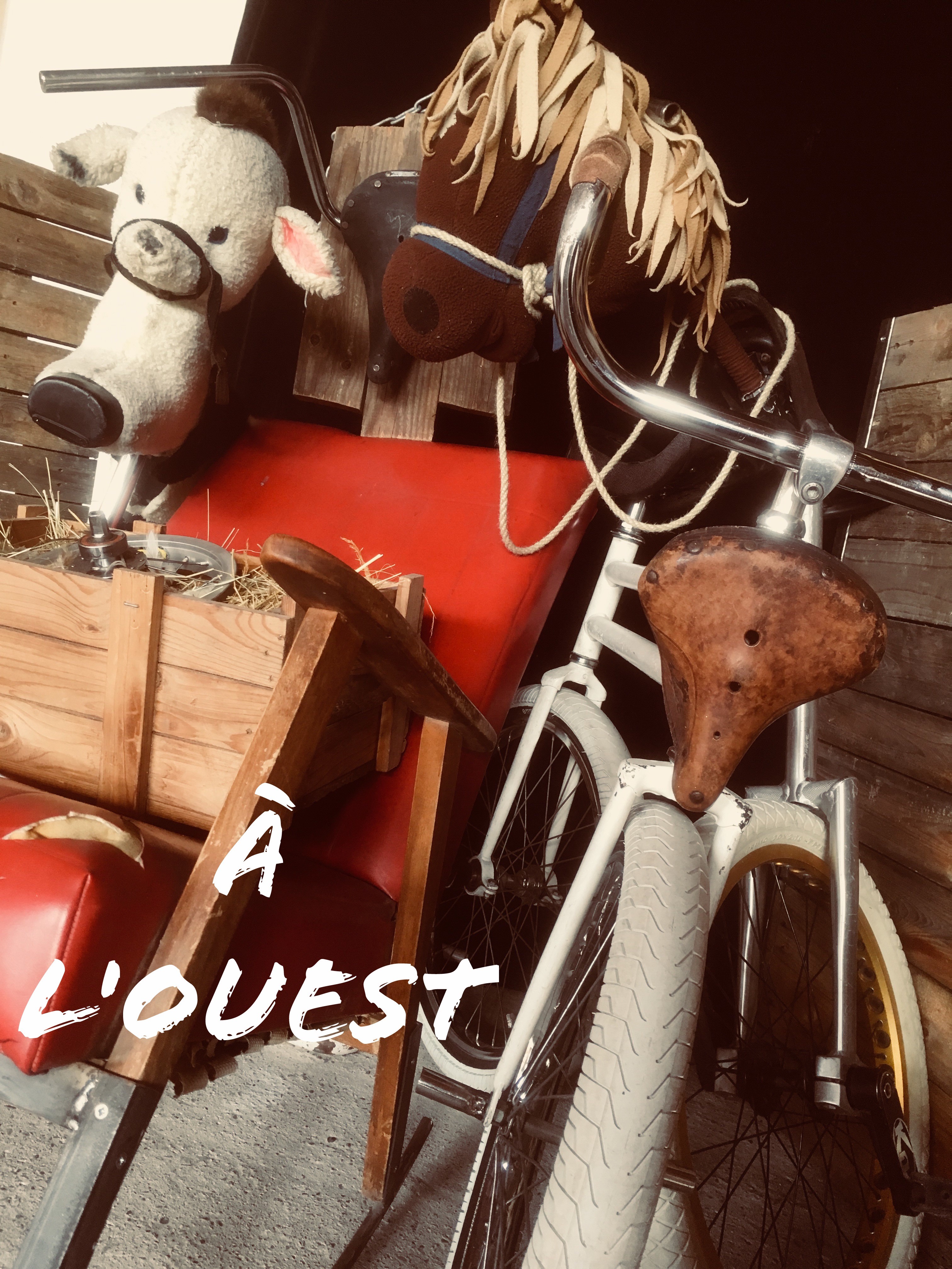 Affiche A l'Ouest ! Compagnie Entrechocs