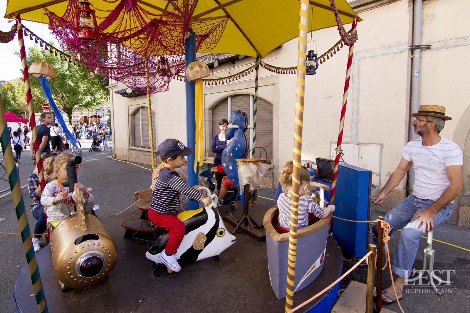 manège manivelle Les Animalices