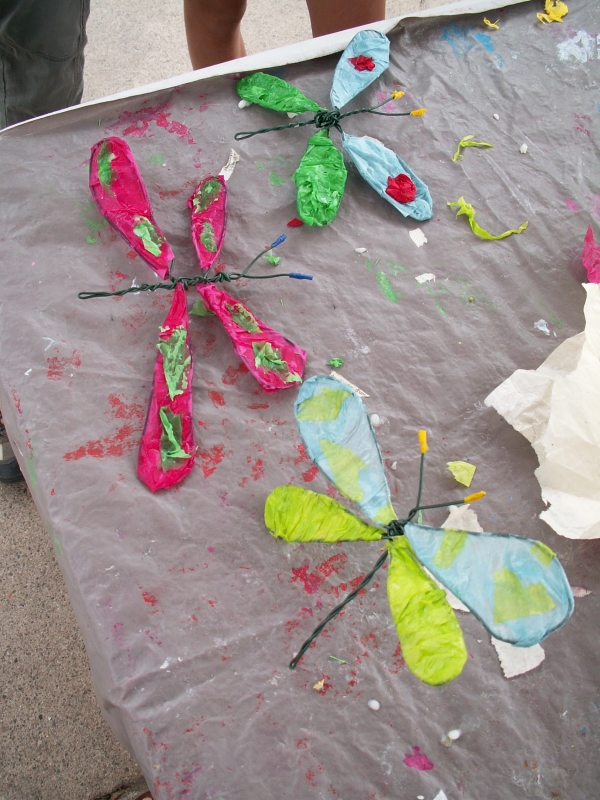 insectes en papier à mâché © Séverine Nest