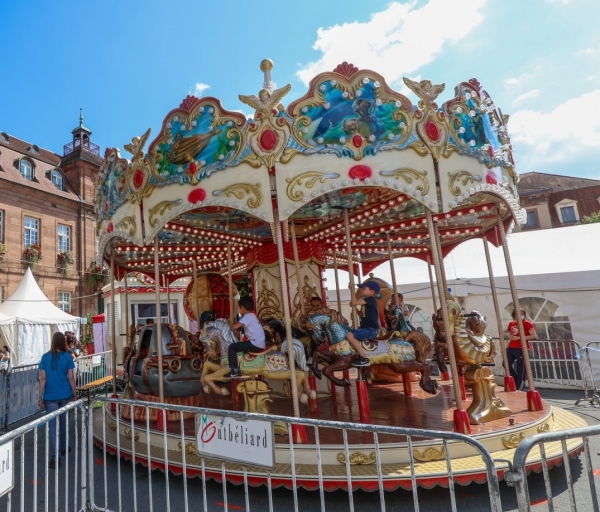 Carrousel Jules Verne © Lionel Vadam
